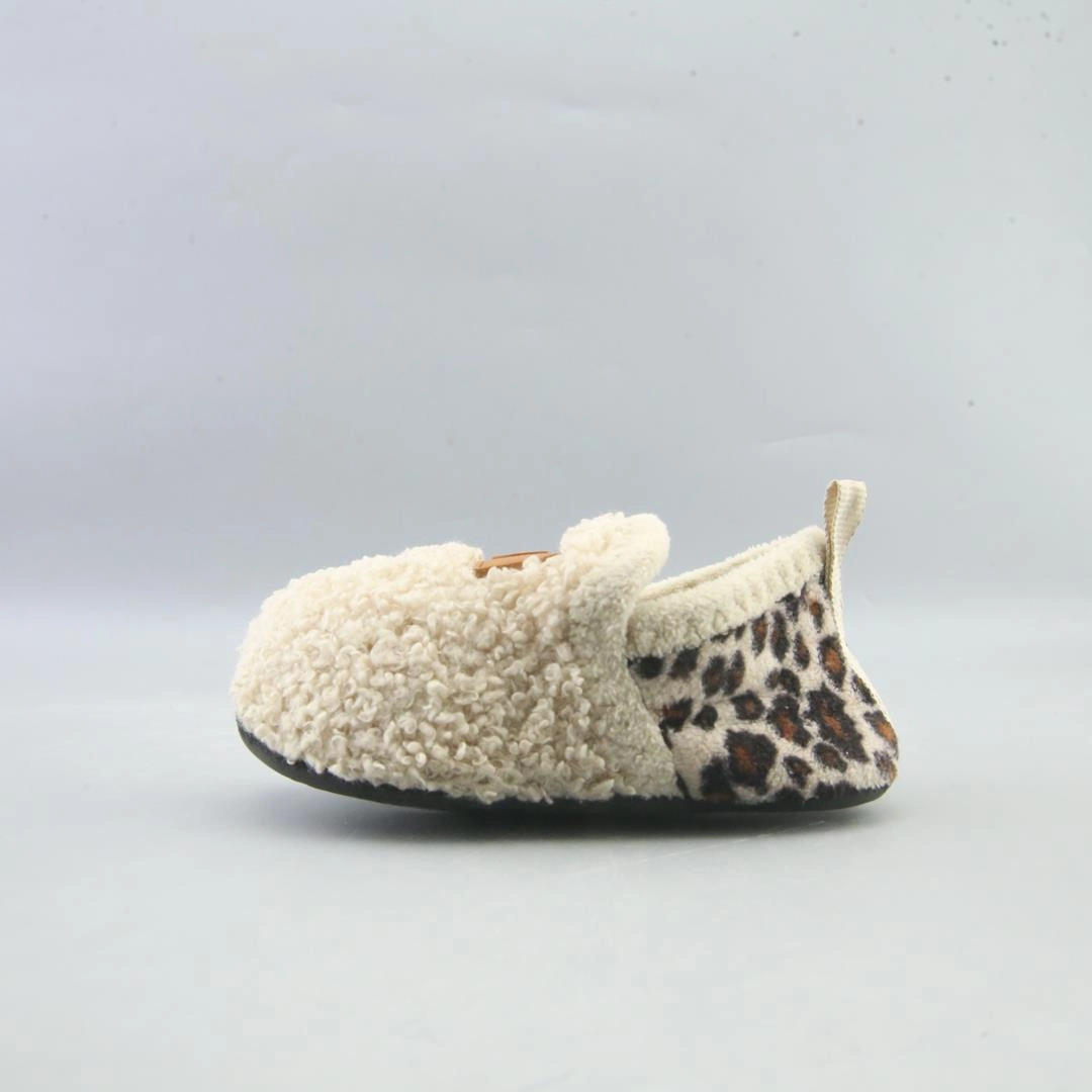 AMERICAN BRAND . American everyday footwear