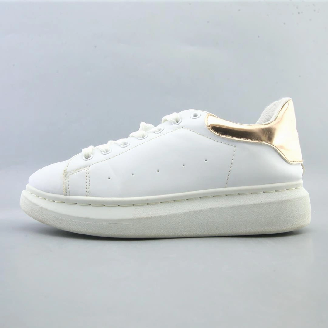 AMERICAN BRAND . American everyday footwear