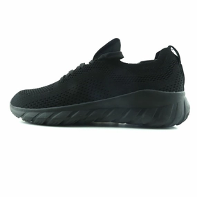AMERICAN BRAND . American everyday footwear