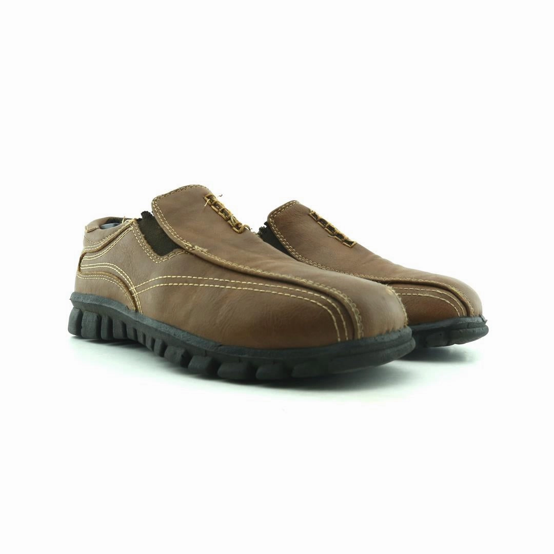AMERICAN BRAND . stylish walking shoe photos