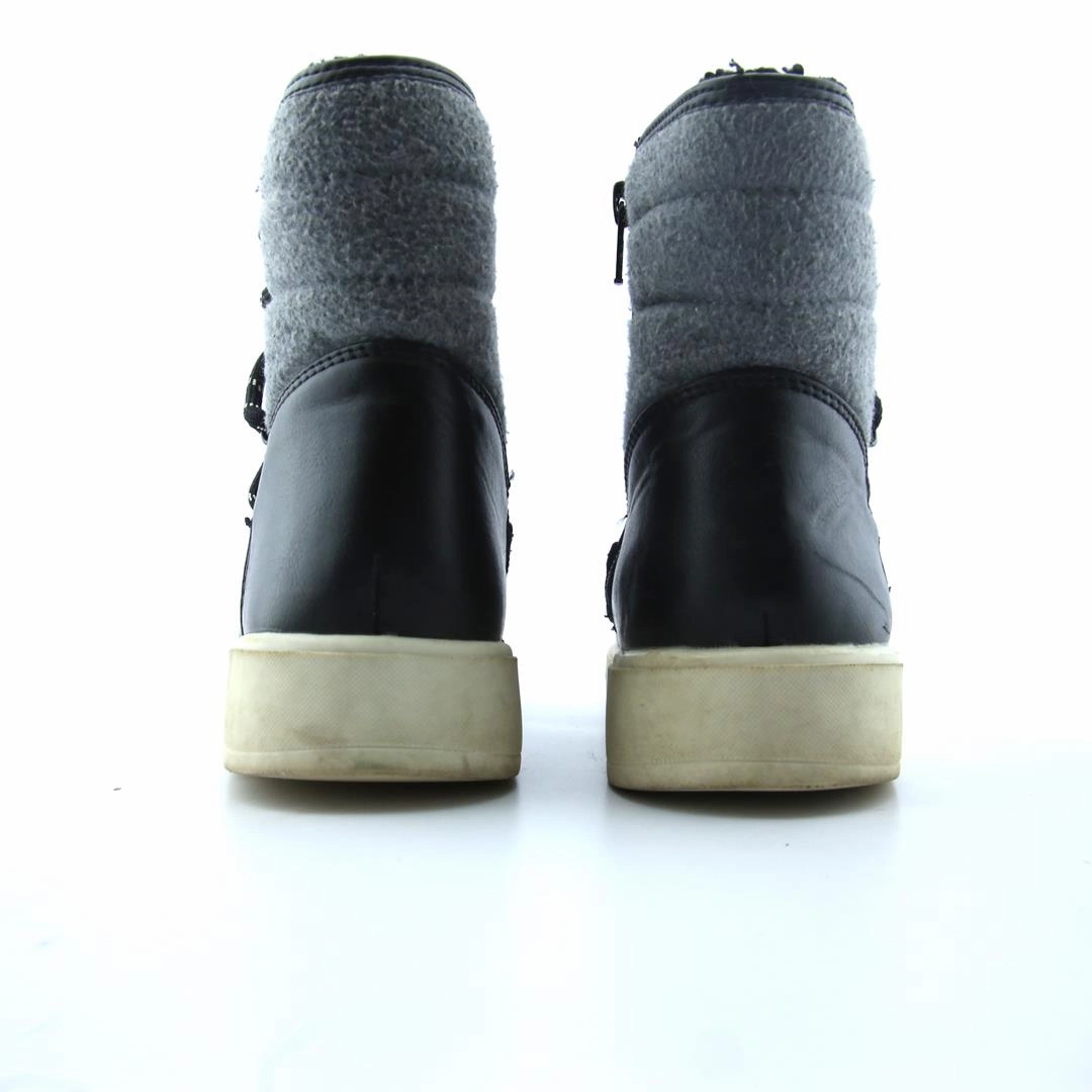 AMERICAN BRAND . stylish walking shoe photos
