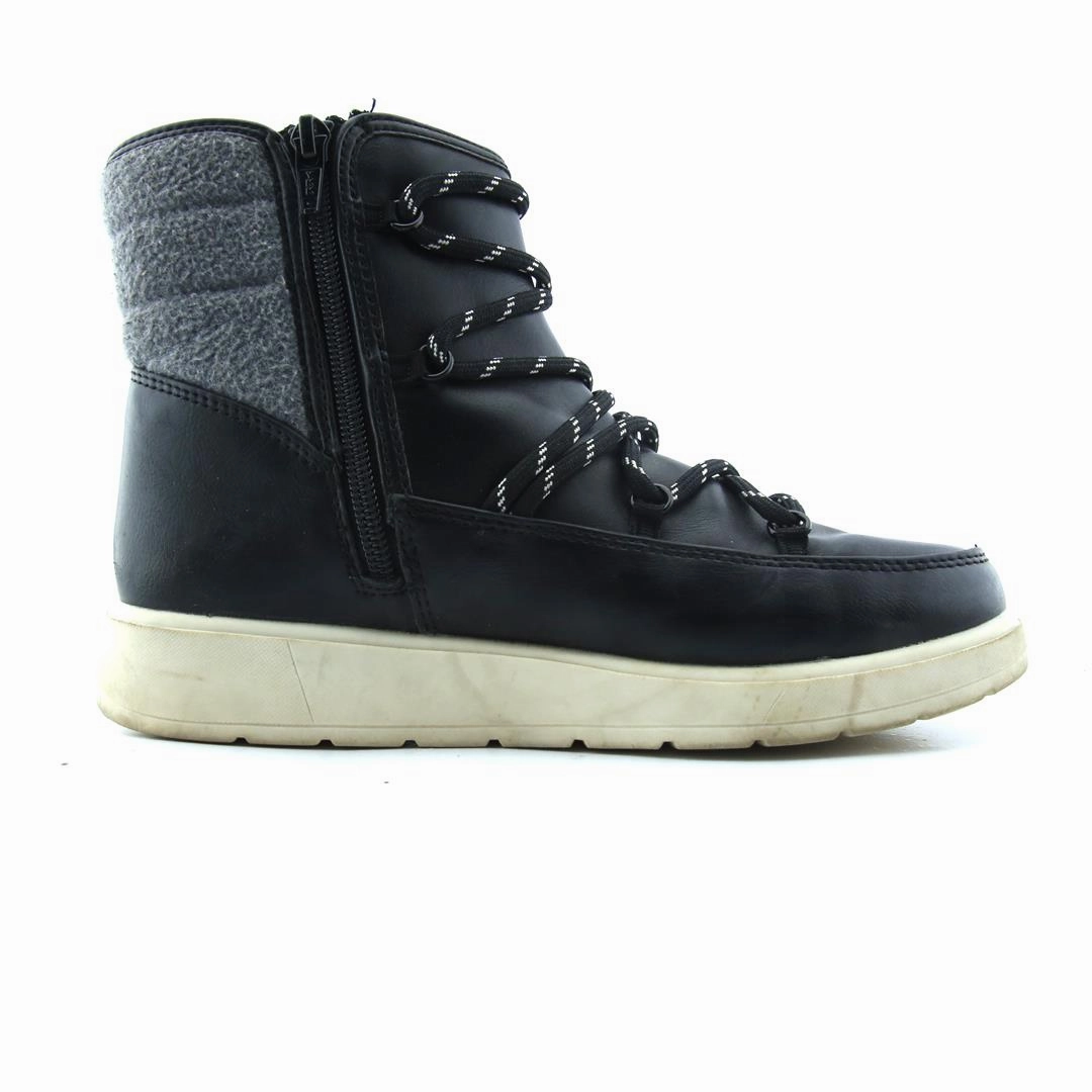 AMERICAN BRAND . stylish walking shoe photos