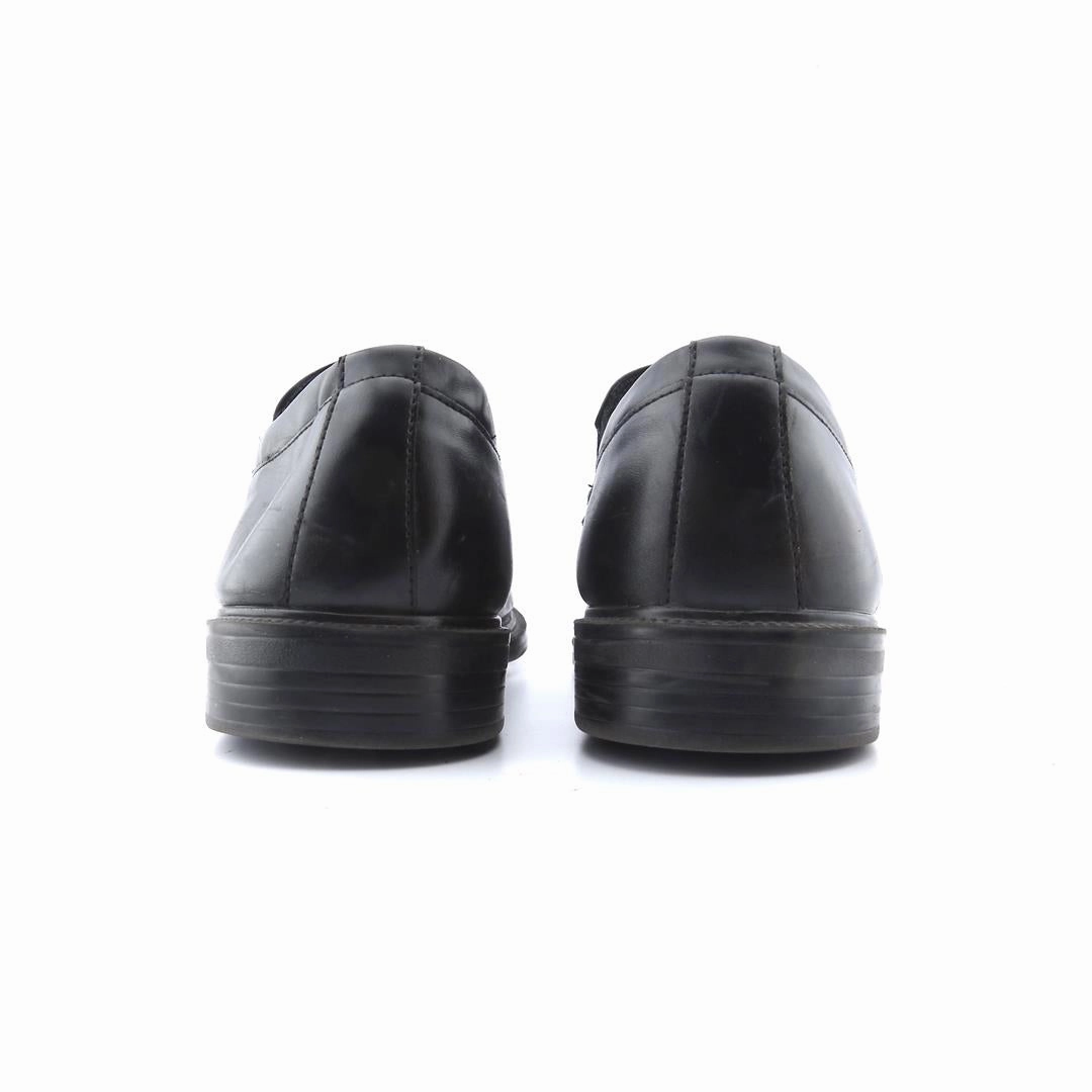 AMERICAN BRAND . stylish walking shoe photos