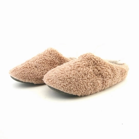 AMERICAN BRAND . American everyday footwear