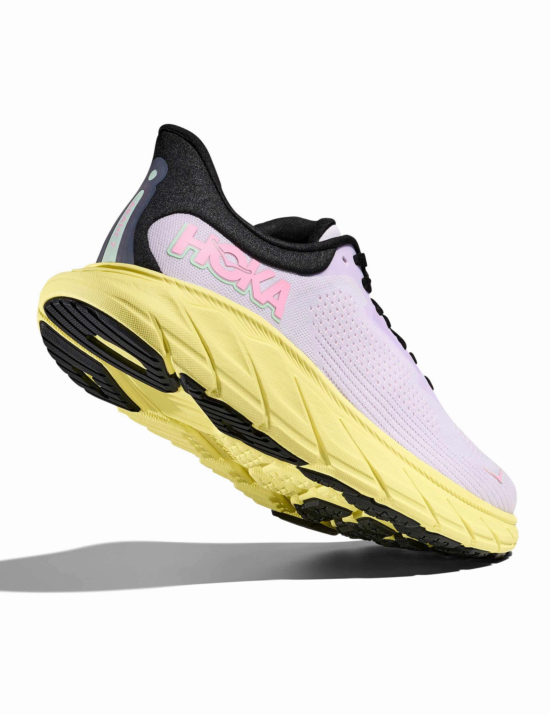 Arahi 7 - Starlight Glow/Yuzu Hoka trail-ready performance shoes
