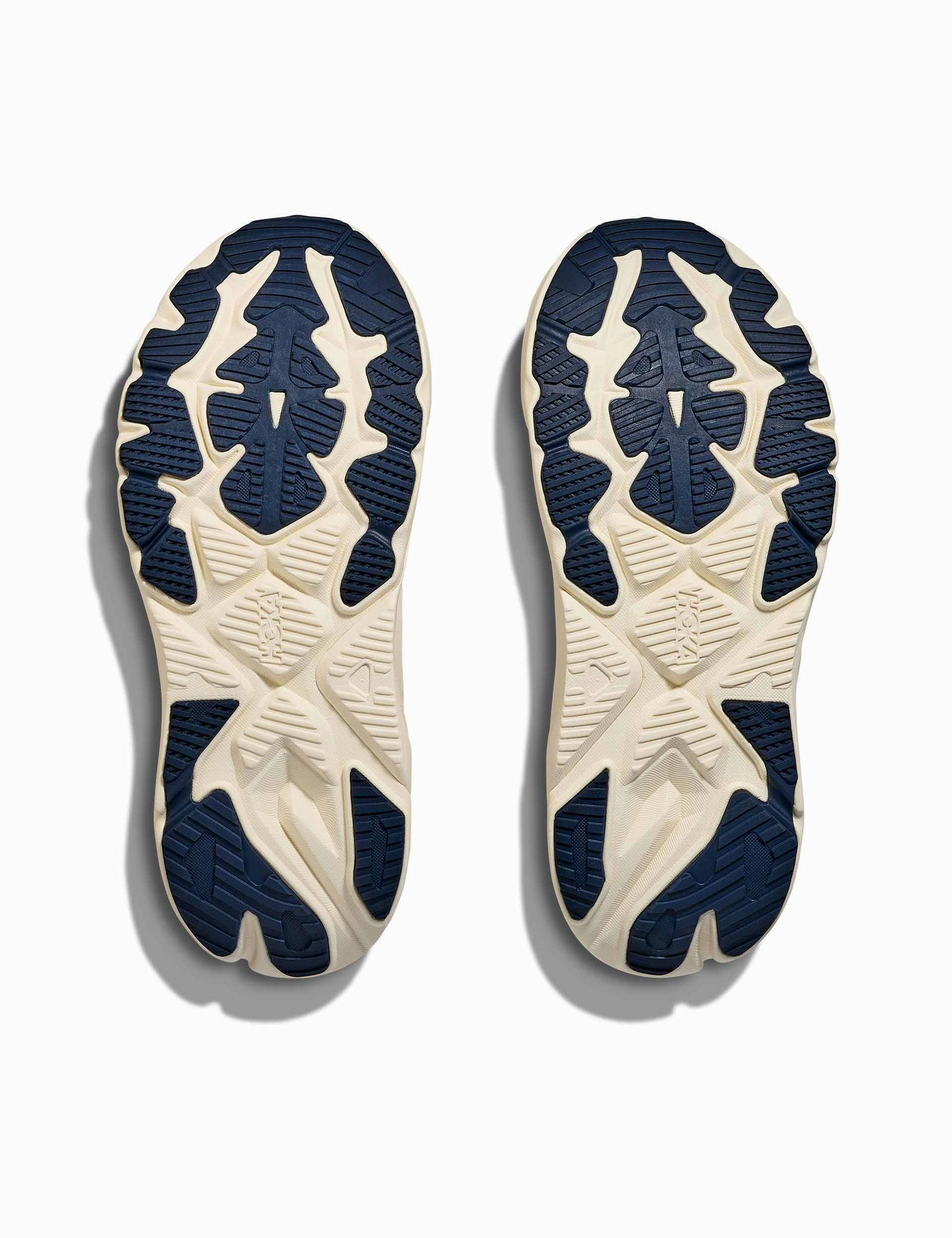 Arahi 8 - Rose Cream/Alabaster Hoka trail-ready performance shoes