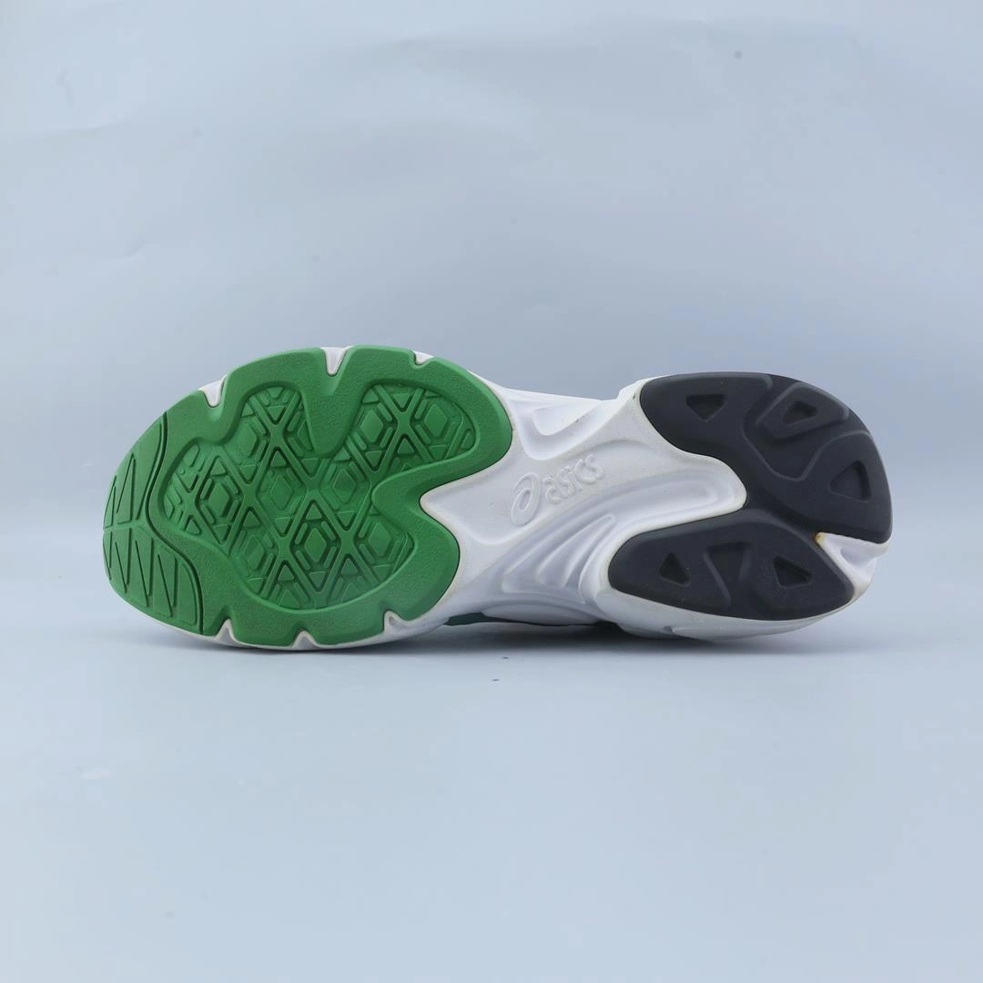 ASICS GEL BND trainer shoe design snapshots