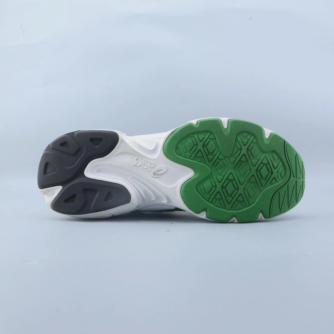 ASICS GEL BND trainer shoe design snapshots
