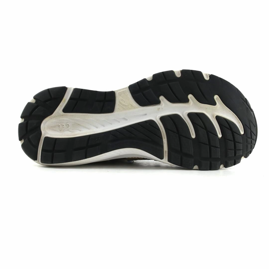 ASICS GEL CONTEND 7 lightweight athletic shoe visuals