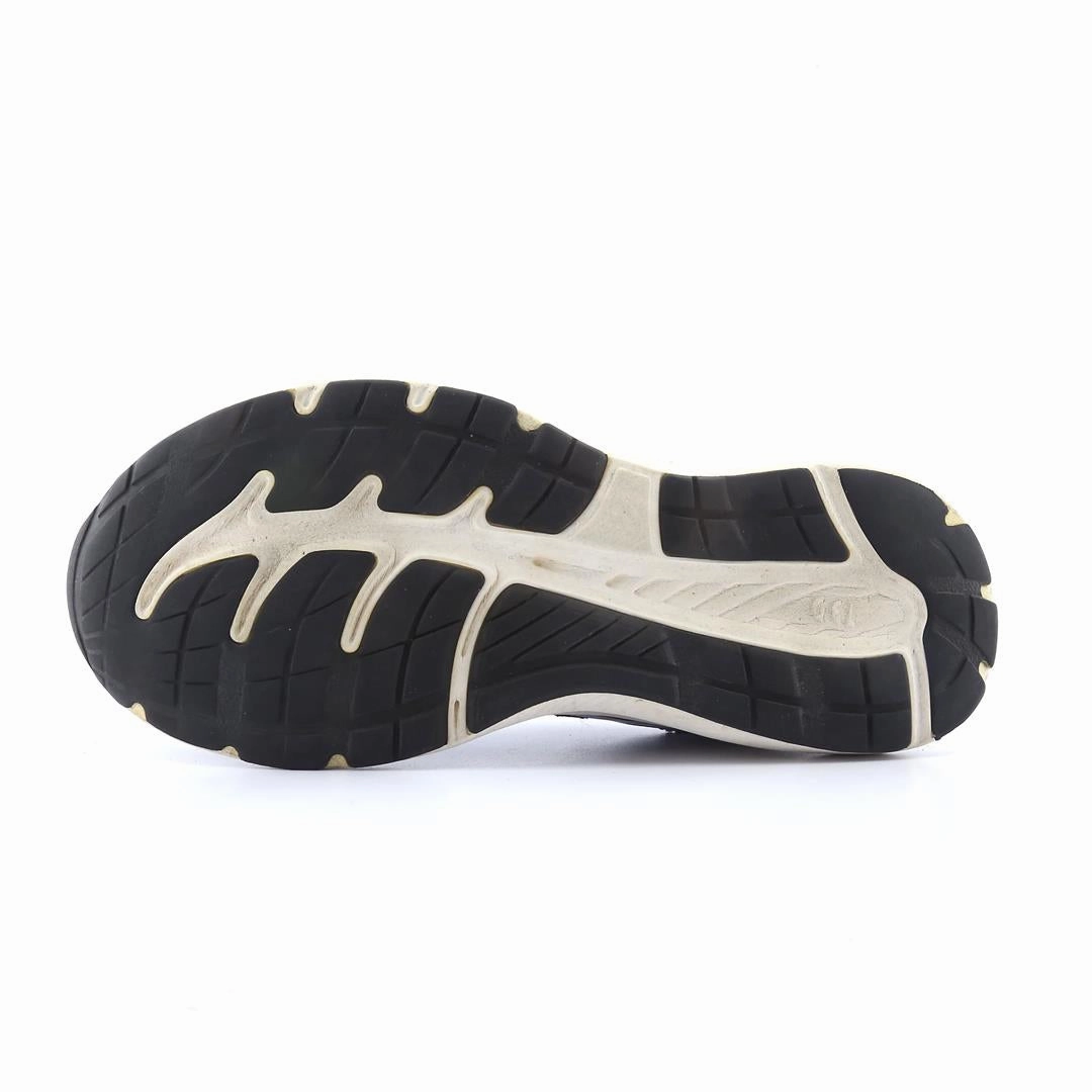 ASICS GEL-CONTEND 7 sporty Asics footwear images