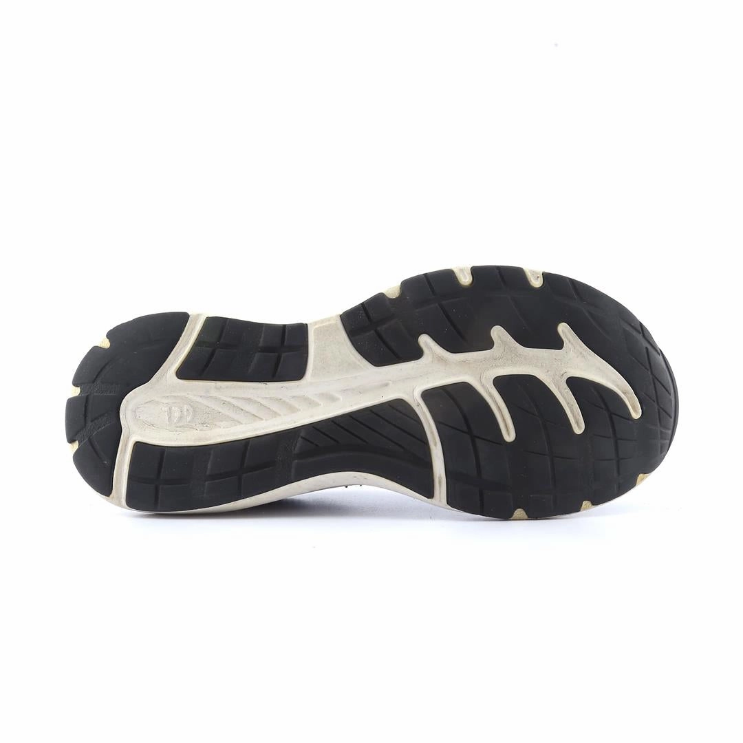 ASICS GEL-CONTEND 7 sporty Asics footwear images
