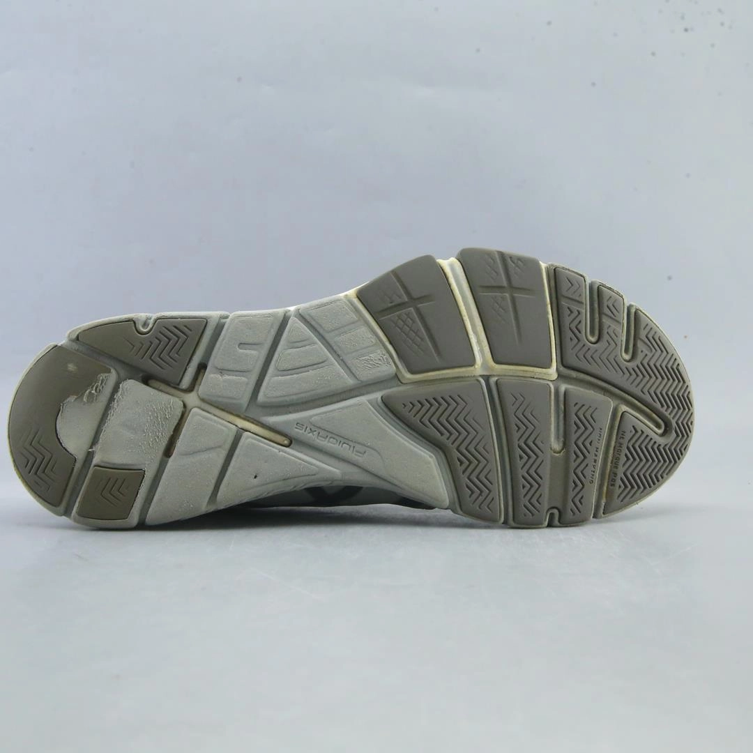 ASICS GEL-CRAZE TR 4 lightweight athletic shoe visuals