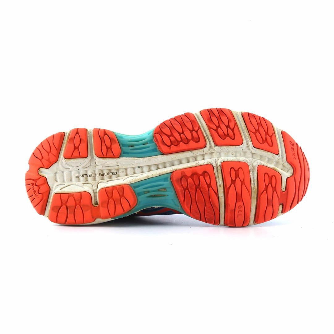 ASICS GEL-CUMULUS 18 lightweight athletic shoe visuals