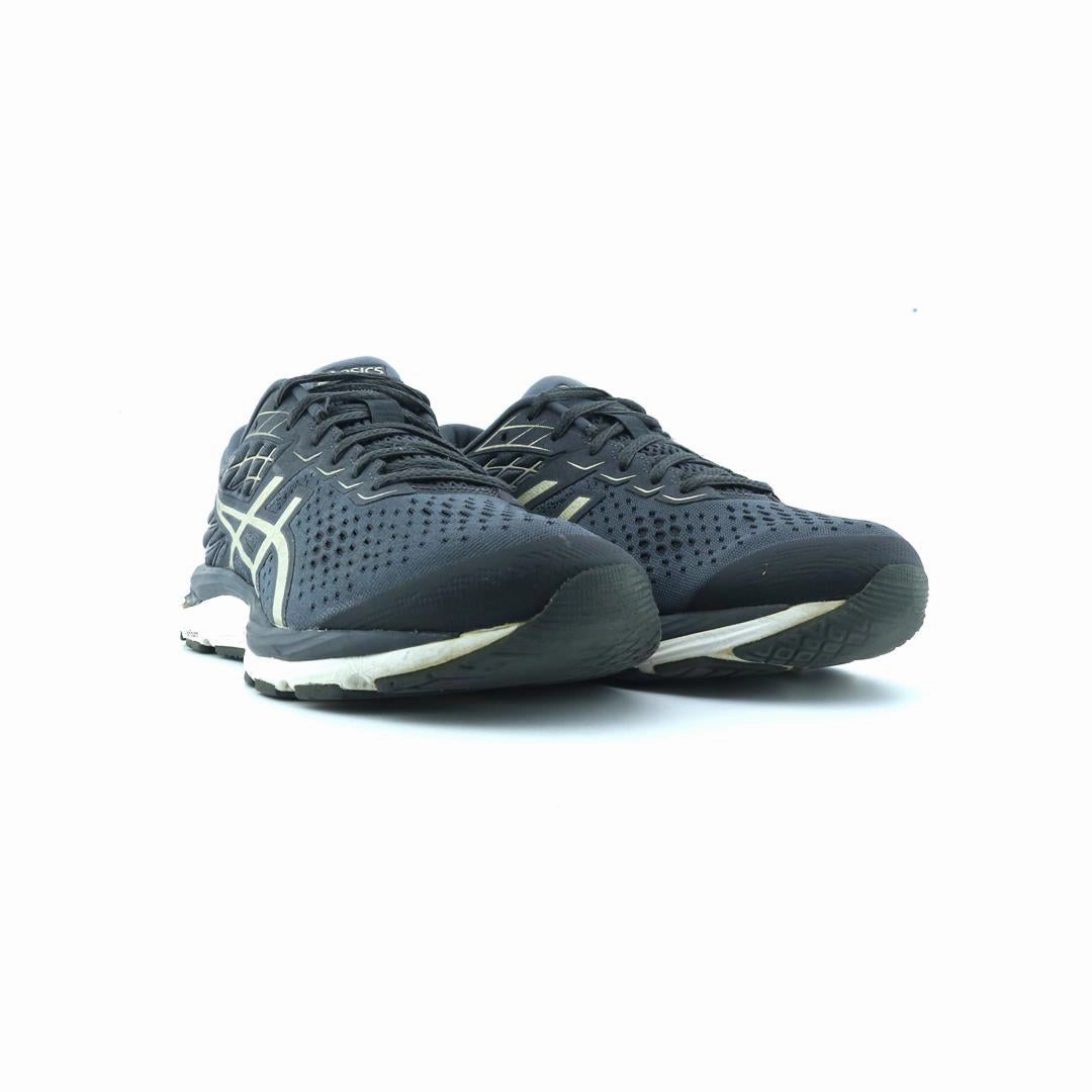 ASICS GEL CUMULUS 21 performance running shoe photos