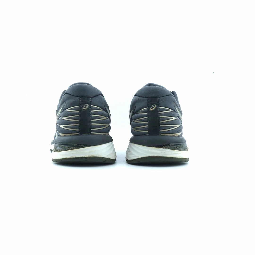 ASICS GEL CUMULUS 21 performance running shoe photos