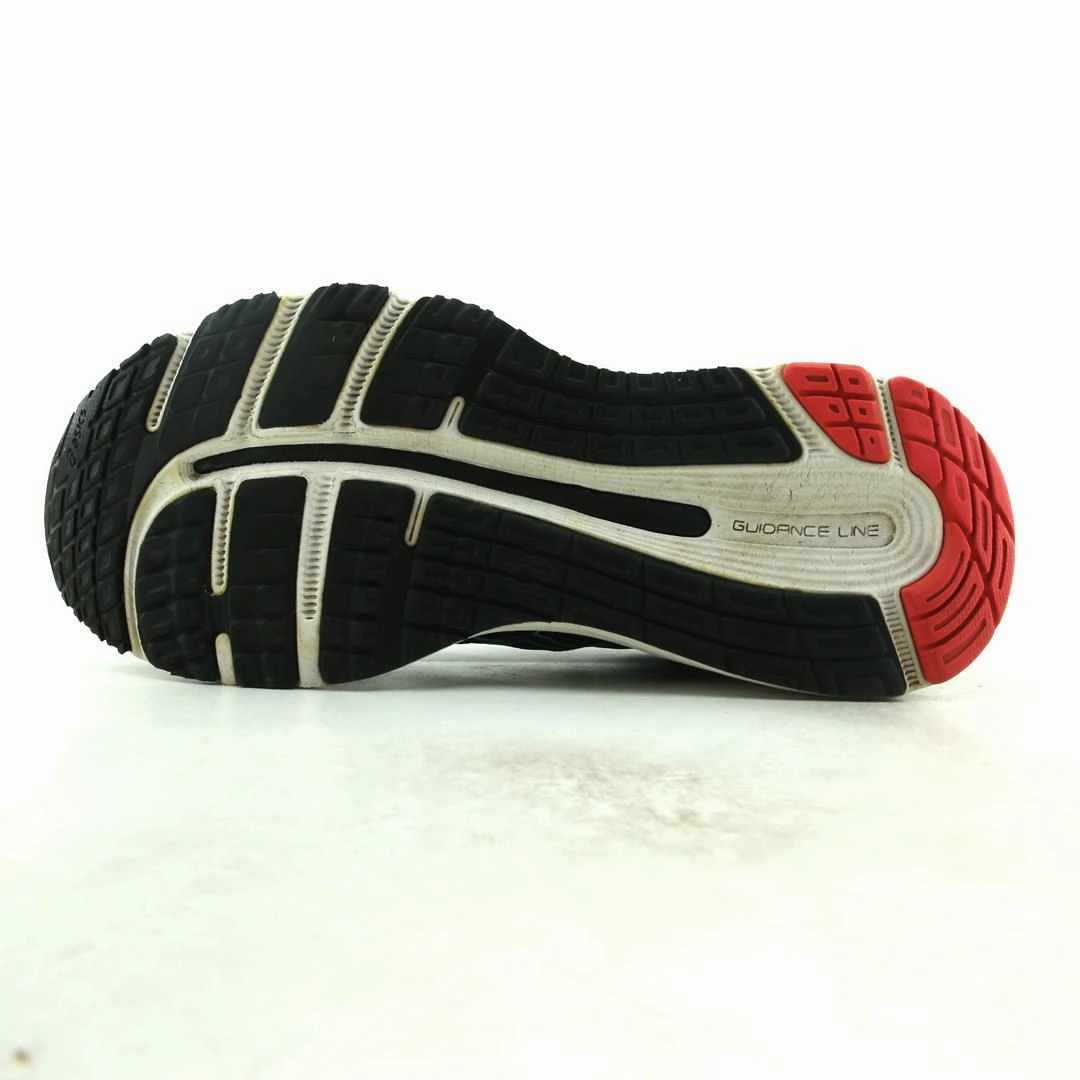 ASICS GEL-CUMULUS 21 sporty Asics footwear images