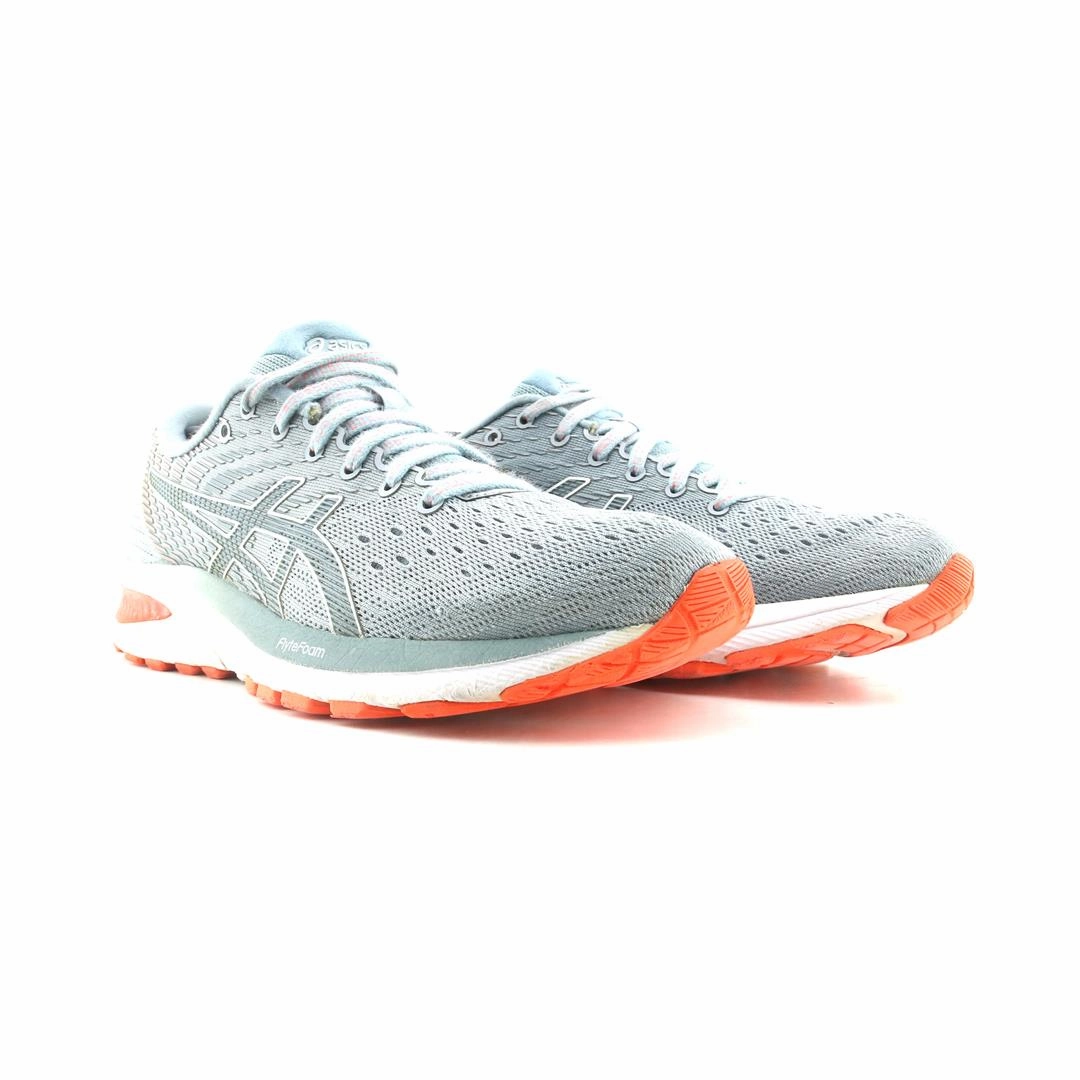 ASICS GEL-CUMULUS 22 sporty Asics footwear images