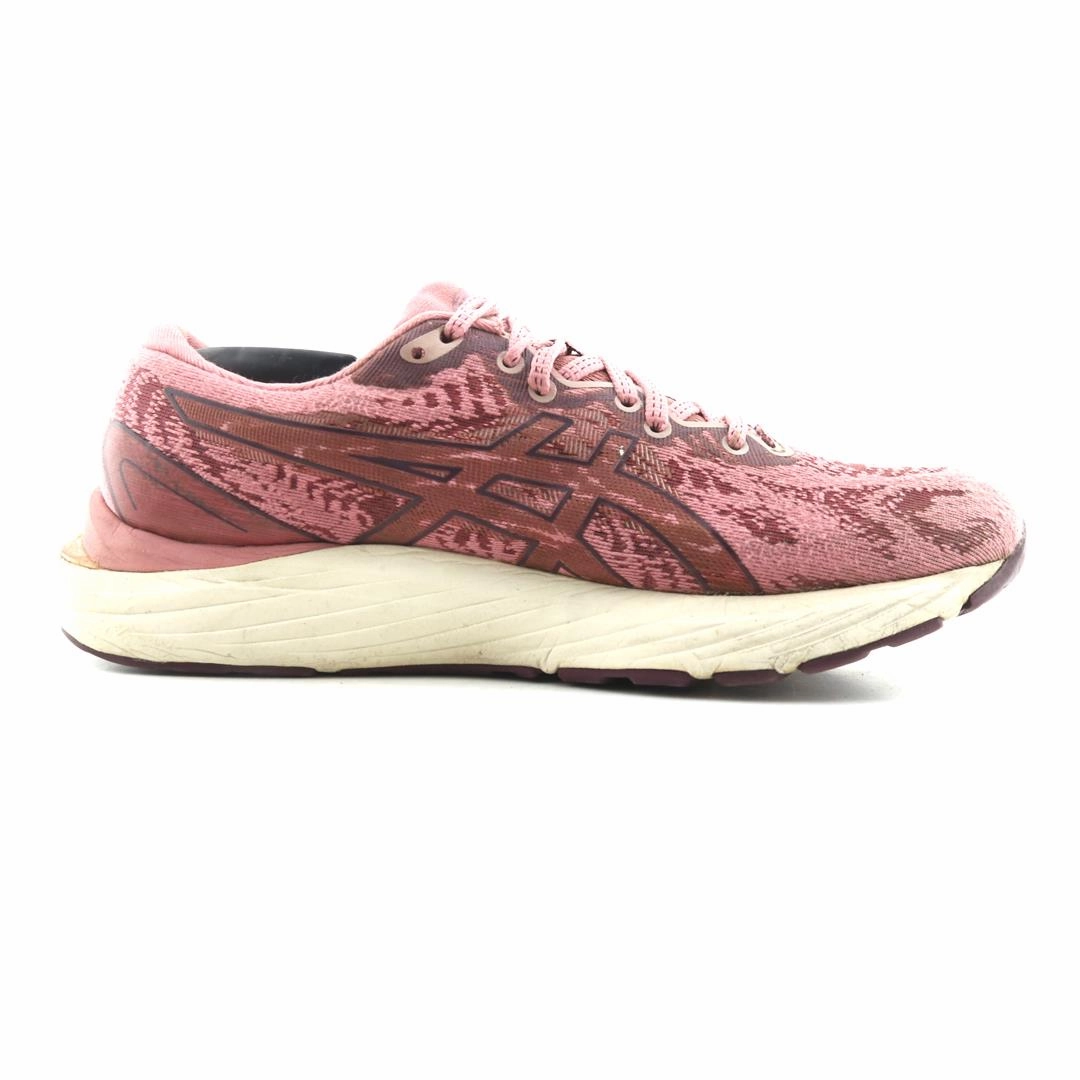 ASICS GEL CUMULUS 23 lightweight athletic shoe visuals