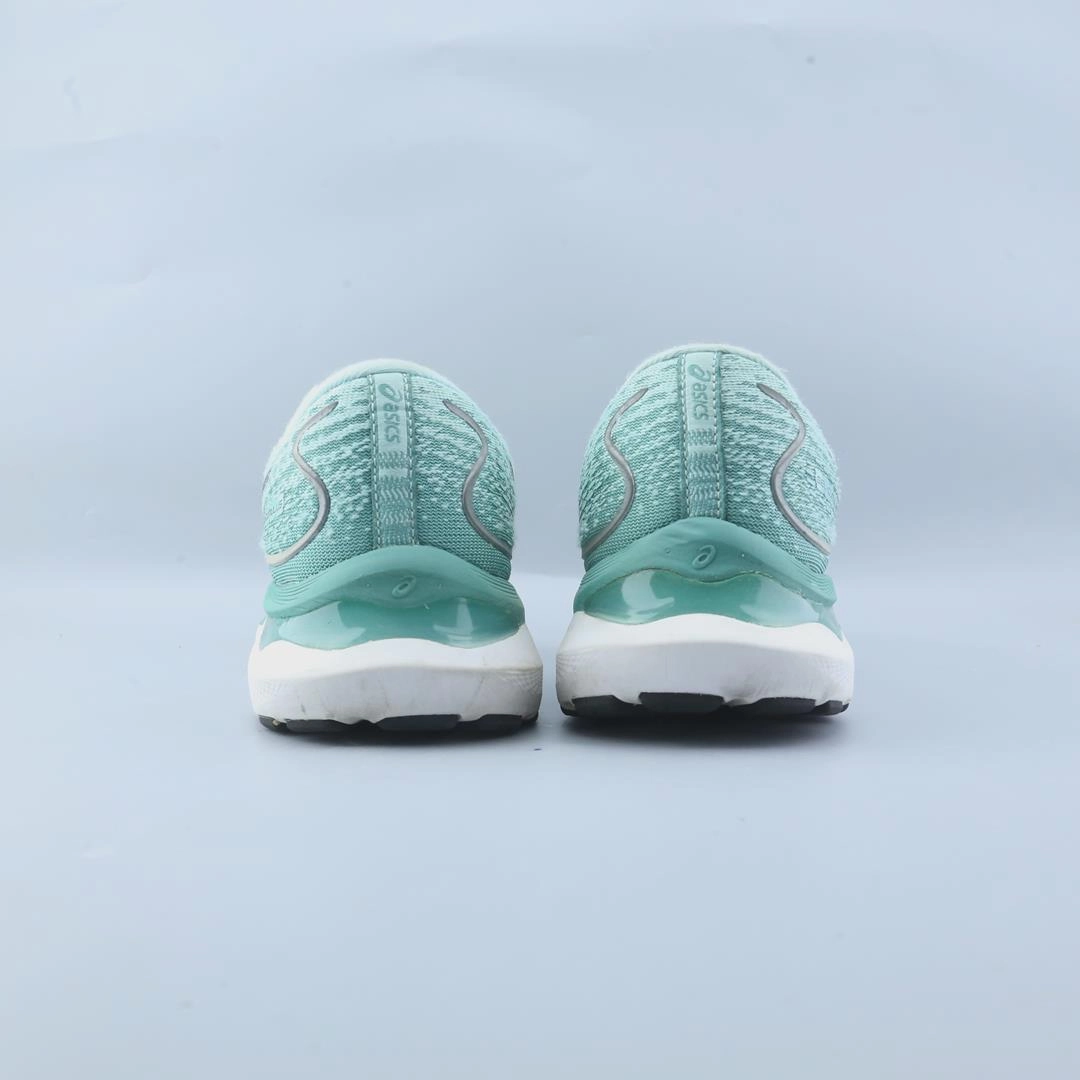 ASICS GEL-CUMULUS 24 performance running shoe photos