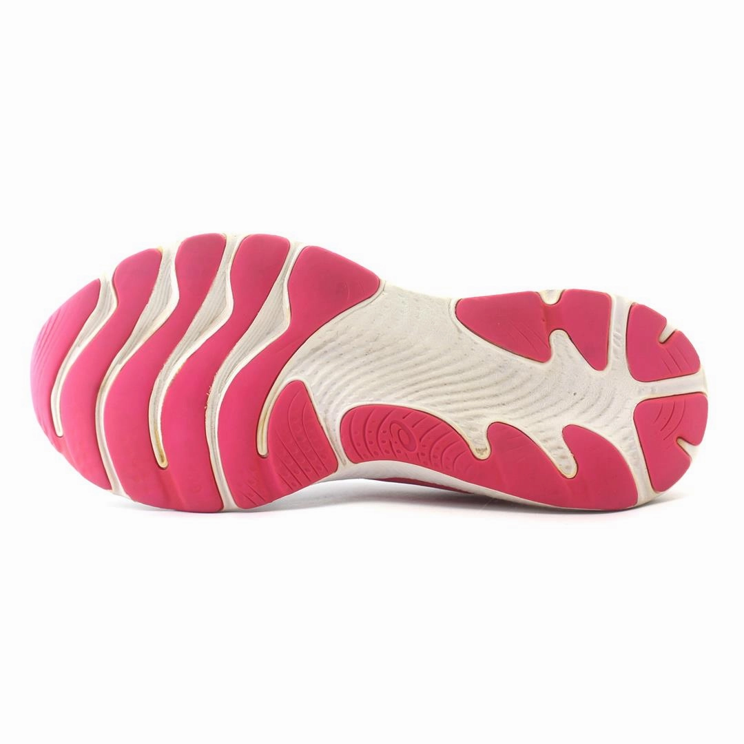 ASICS GEL CUMULUS 24 sporty Asics footwear images