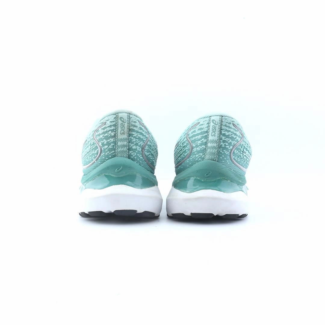 ASICS GEL CUMULUS 24 trainer shoe design snapshots