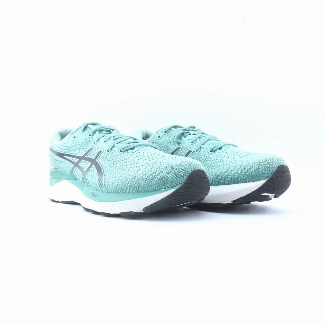 ASICS GEL CUMULUS 24 trainer shoe design snapshots