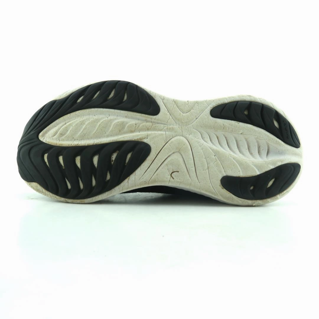 ASICS GEL CUMULUS 25 lightweight athletic shoe visuals