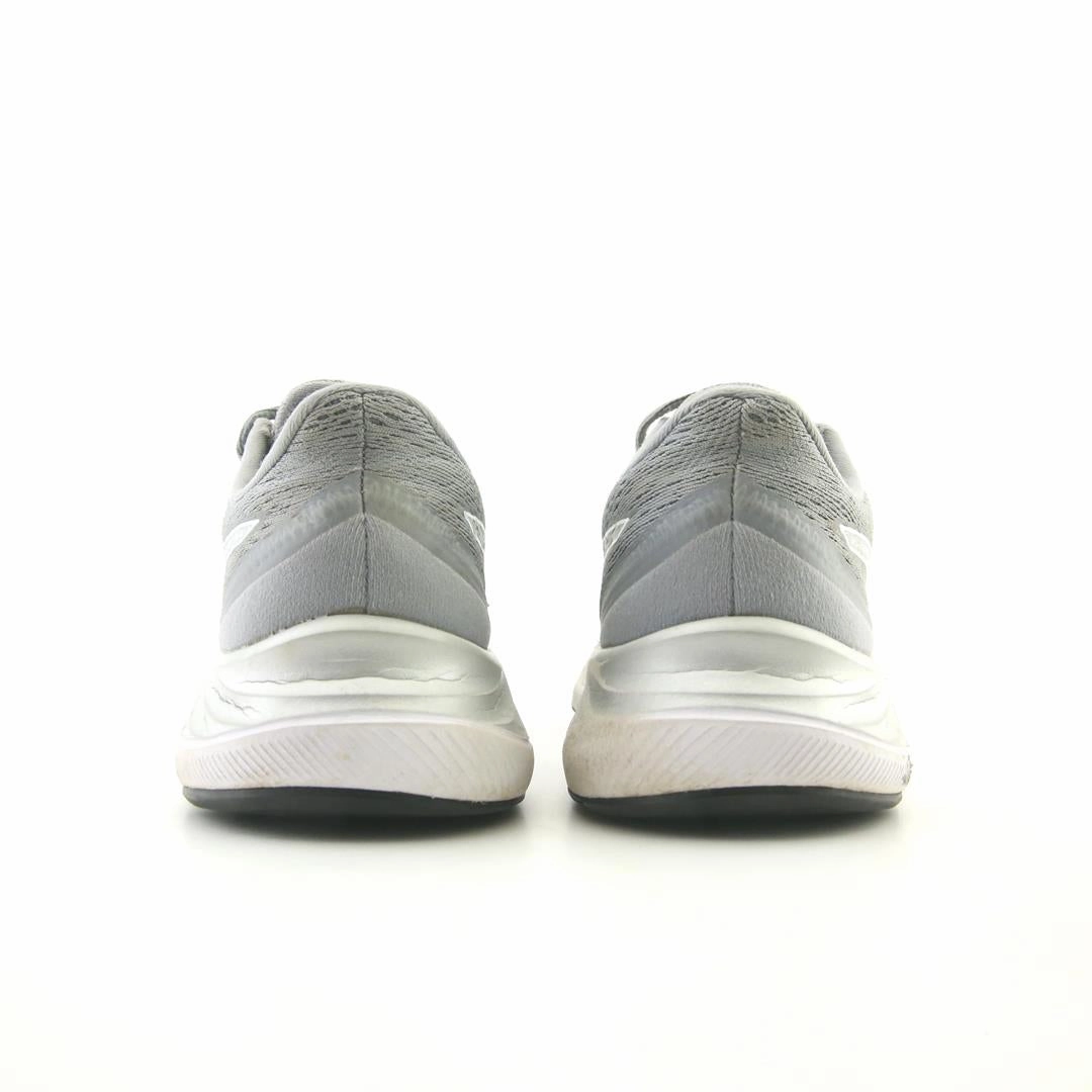 ASICS GEL-EXCITE 8 sporty Asics footwear images