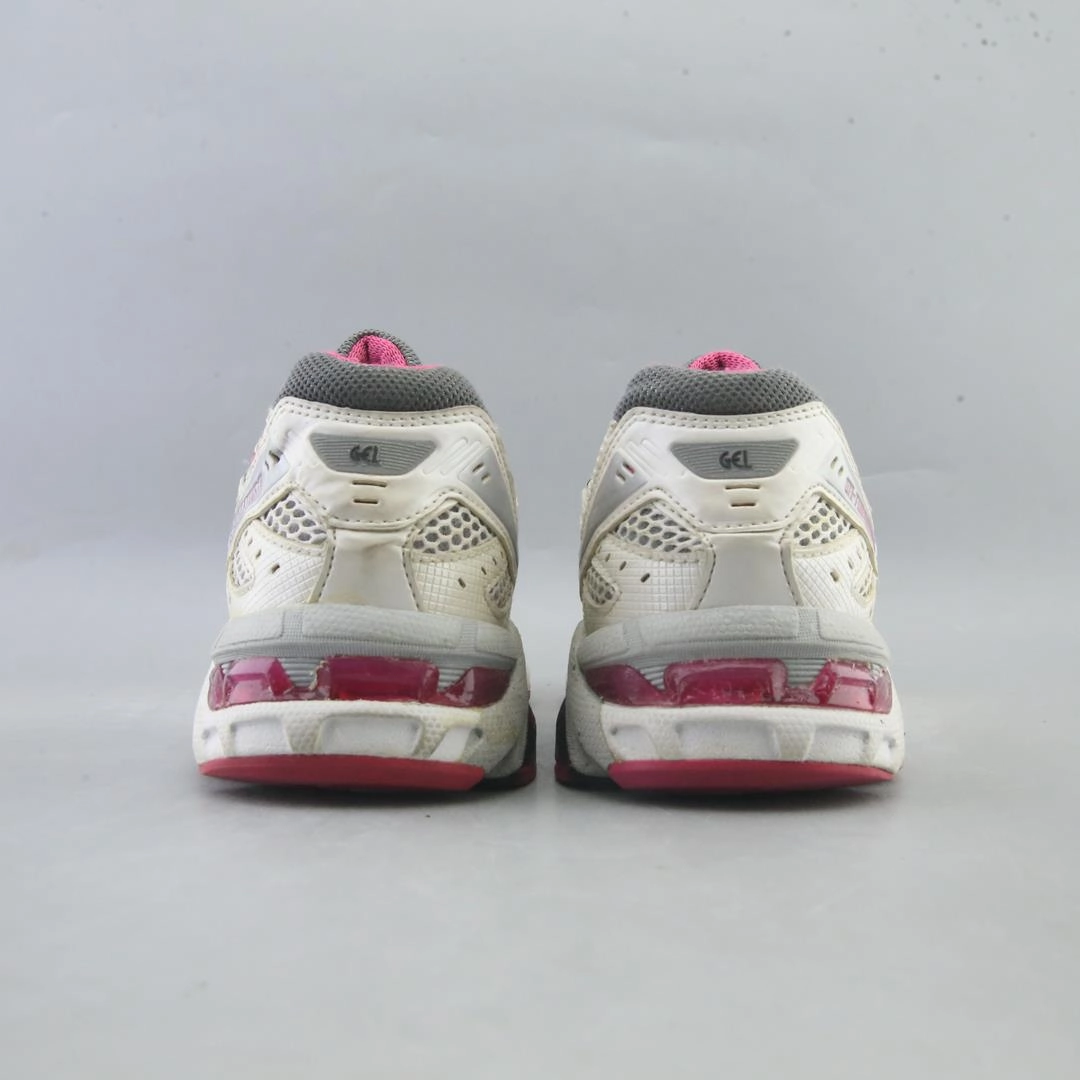 ASICS GEL FOUNDATION 10 lightweight athletic shoe visuals