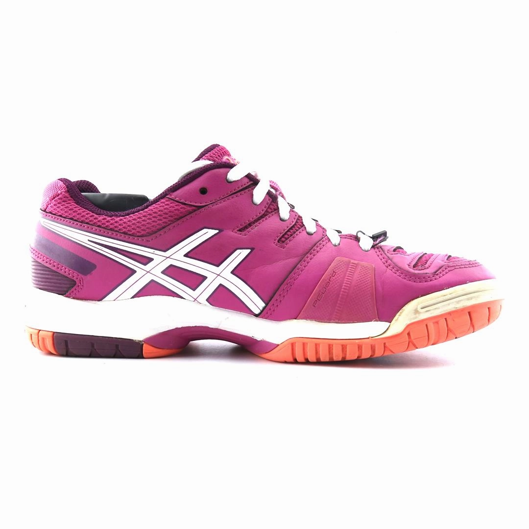 ASICS GEL-GAME 5 lightweight athletic shoe visuals