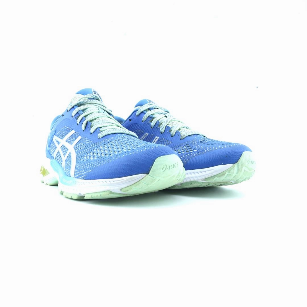 ASICS GEL-KAYANO 26 performance running shoe photos