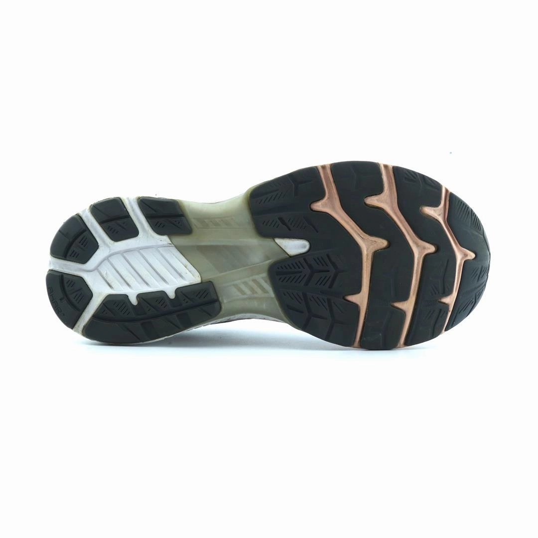 ASICS GEL-KAYANO 27 lightweight athletic shoe visuals