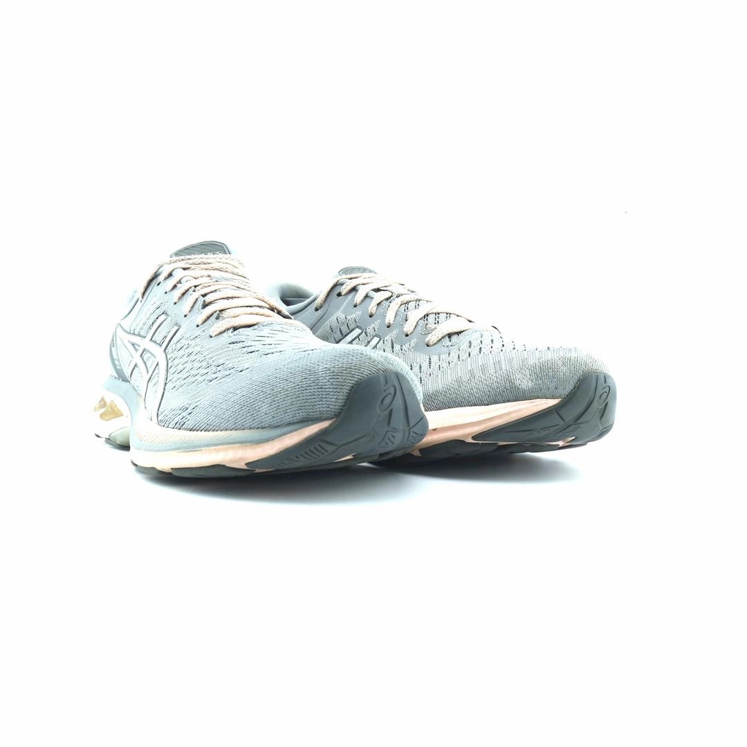 ASICS GEL-KAYANO 27 lightweight athletic shoe visuals