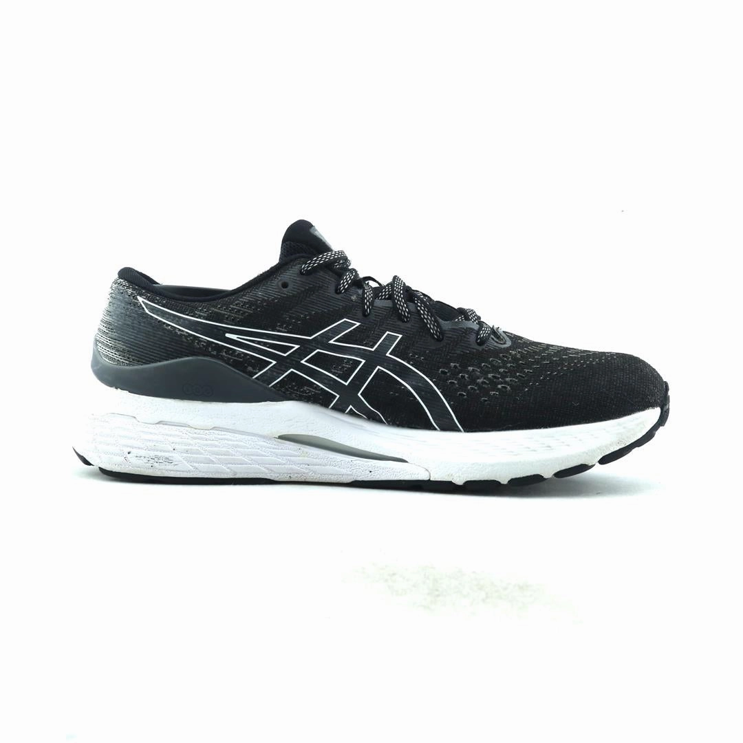ASICS GEL KAYANO 28 performance running shoe photos