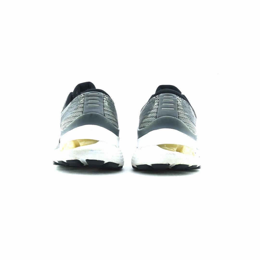 ASICS GEL KAYANO 28 performance running shoe photos