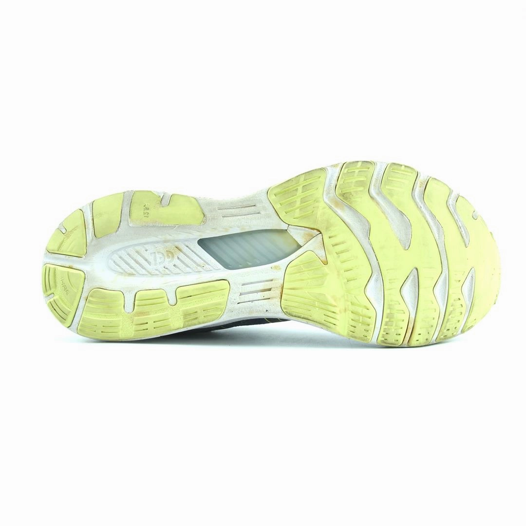 ASICS GEL-KAYANO 28 performance running shoe photos
