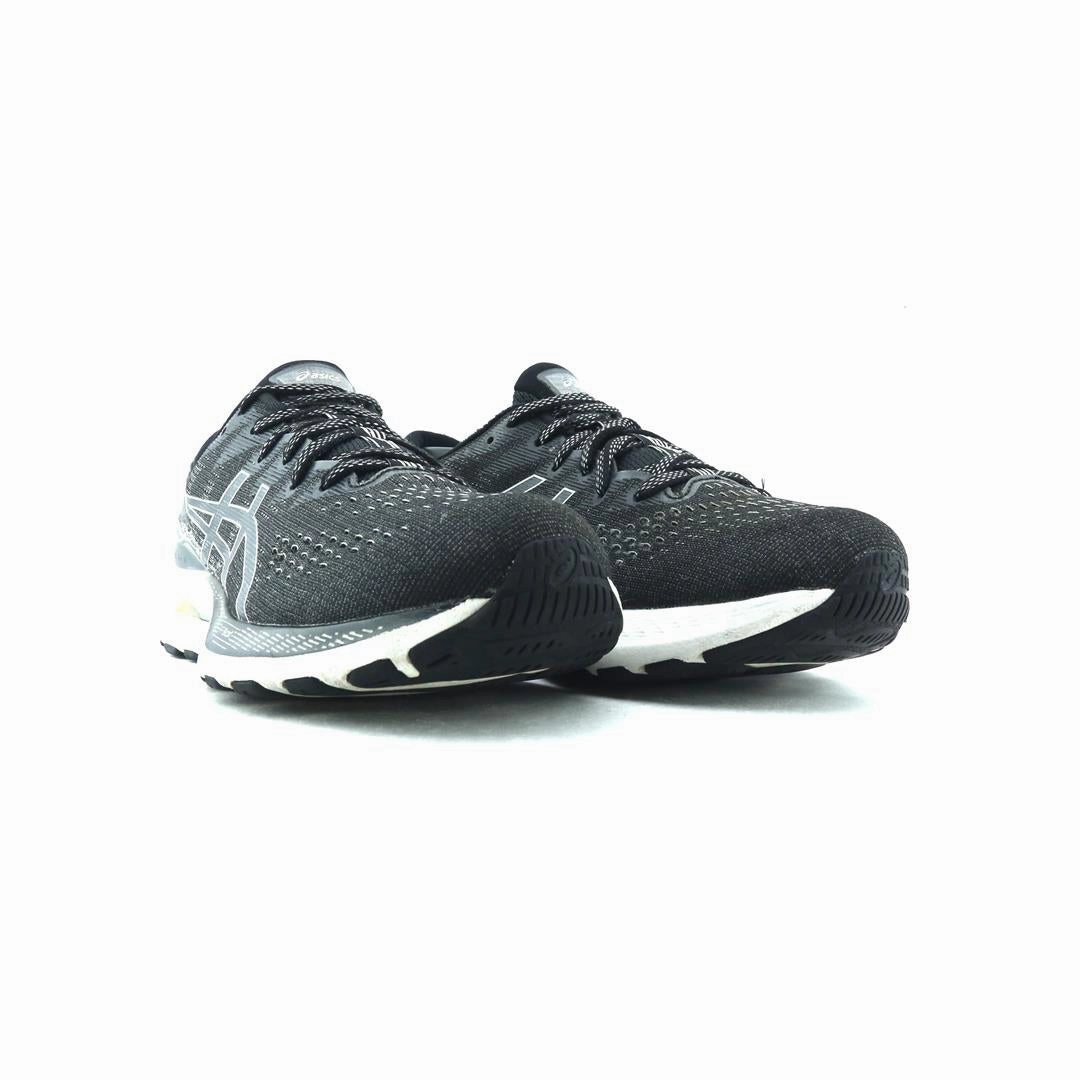 ASICS GEL KAYANO 28 performance running shoe photos