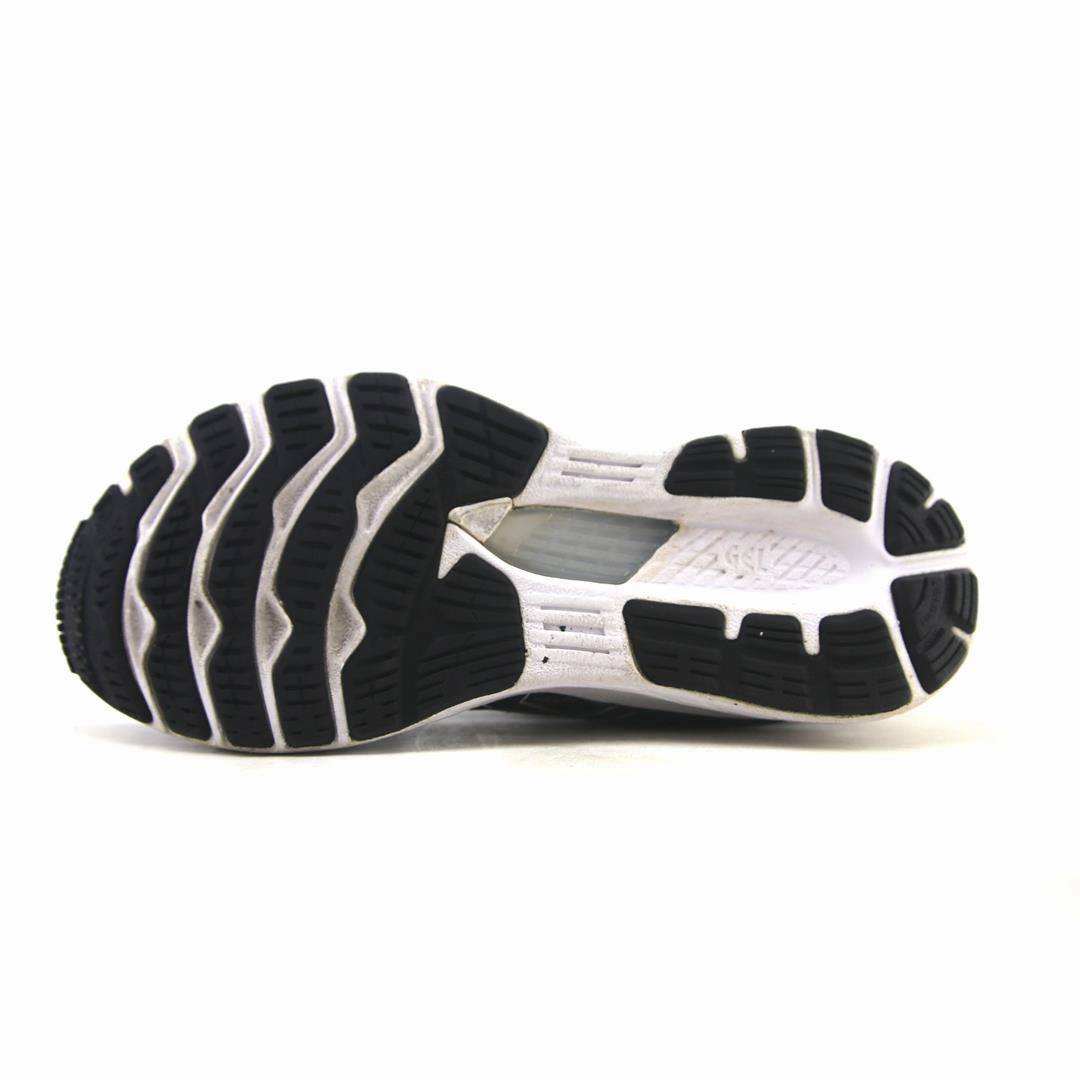 ASICS GEL KAYANO 28 sporty Asics footwear images
