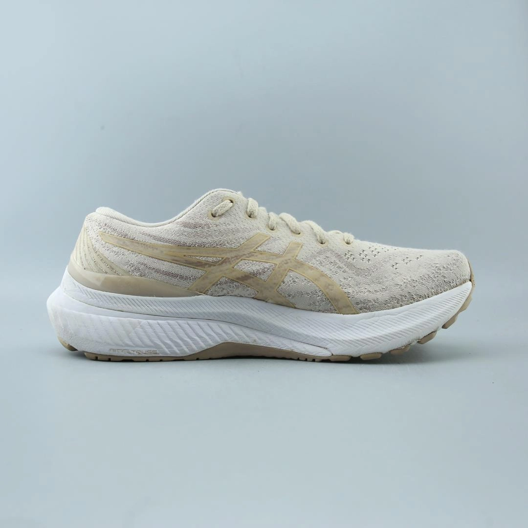 ASICS GEL-KAYANO 29 performance running shoe photos