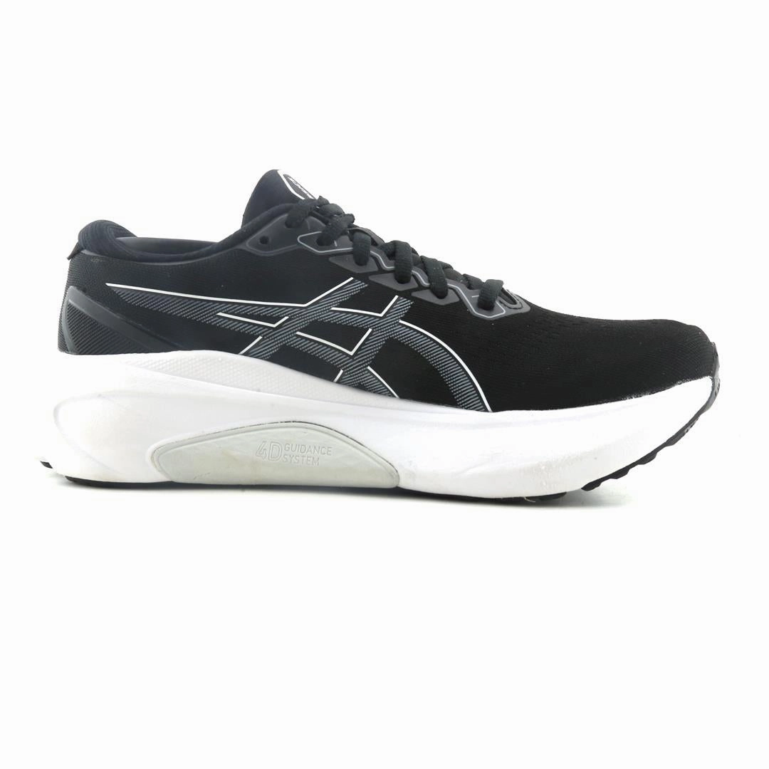 ASICS GEL-KAYANO 30 lightweight athletic shoe visuals