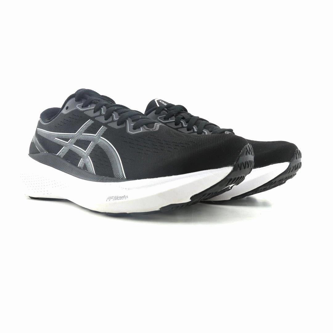 ASICS GEL-KAYANO 30 lightweight athletic shoe visuals