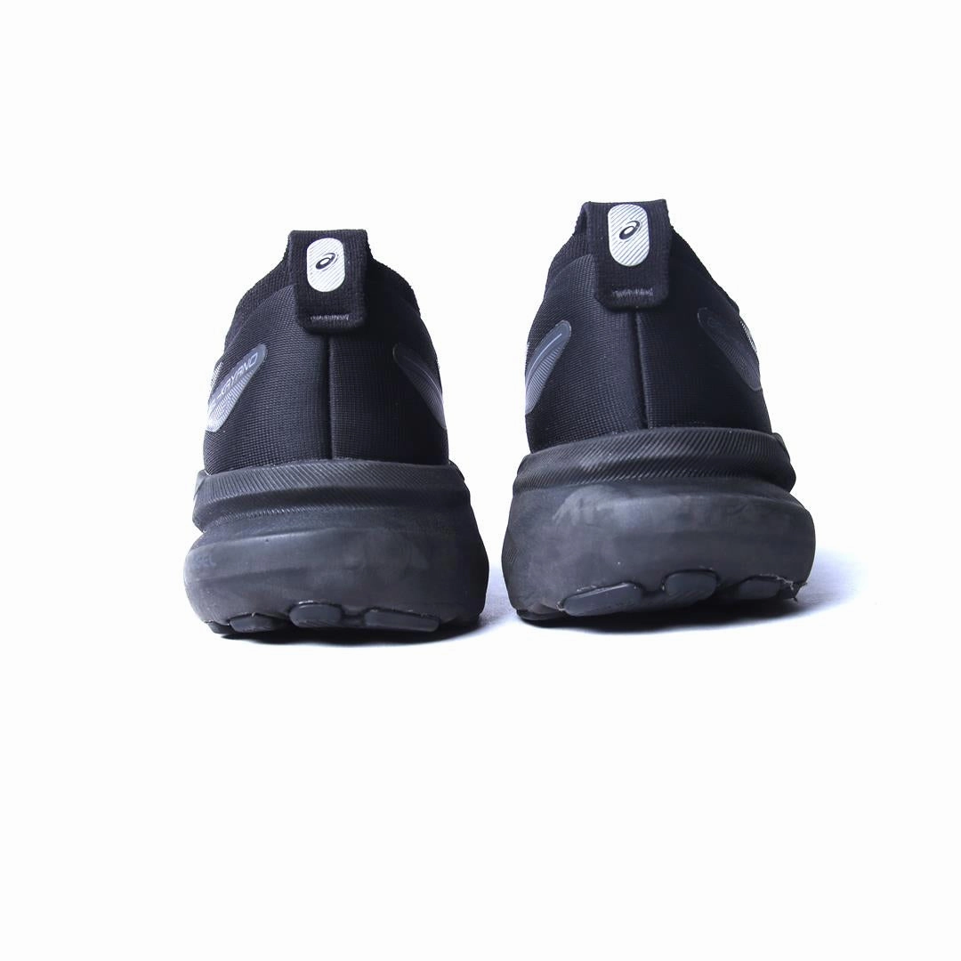 ASICS GEL KAYANO 31 lightweight athletic shoe visuals