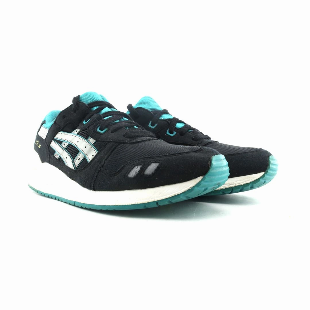 ASICS GEL-LYTE III OG sporty Asics footwear images