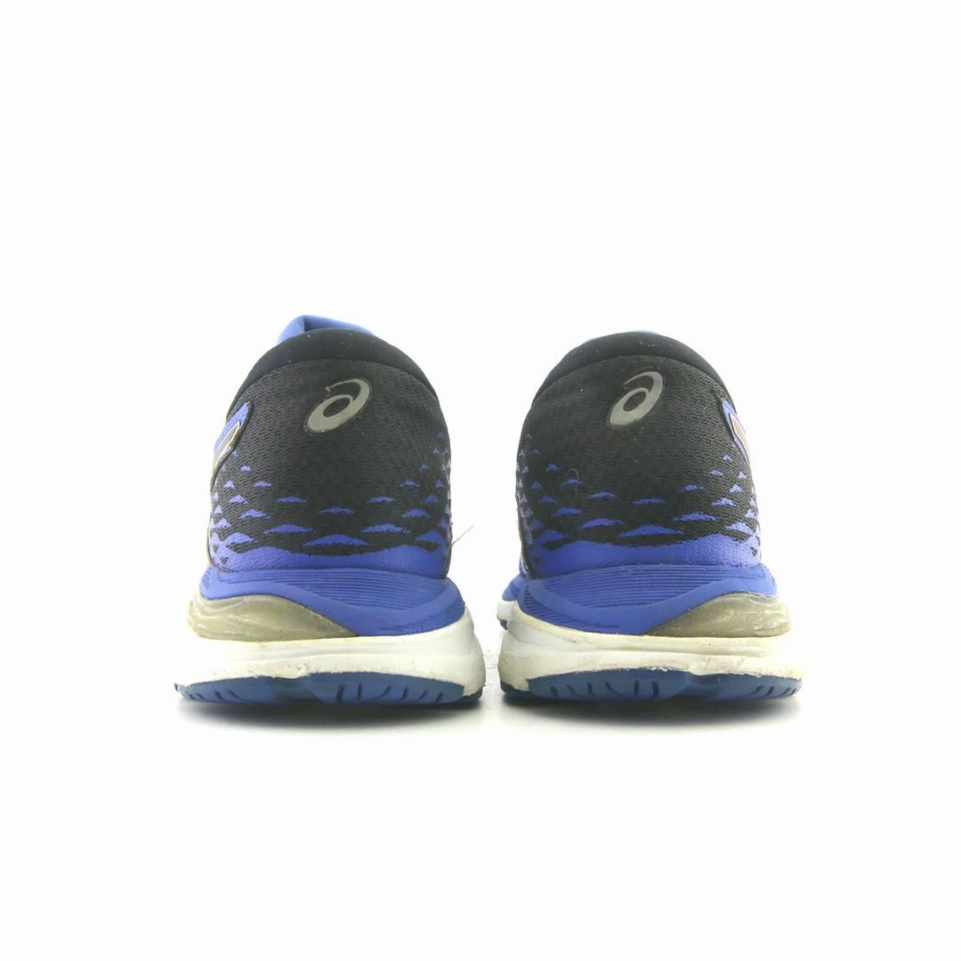 ASICS GEL NIMBUS 19 sporty Asics footwear images