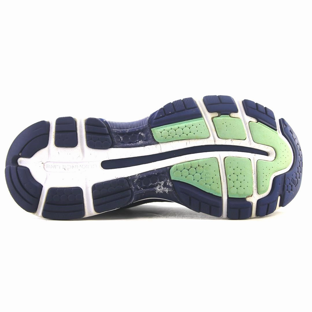 ASICS GEL NIMBUS 20 performance running shoe photos