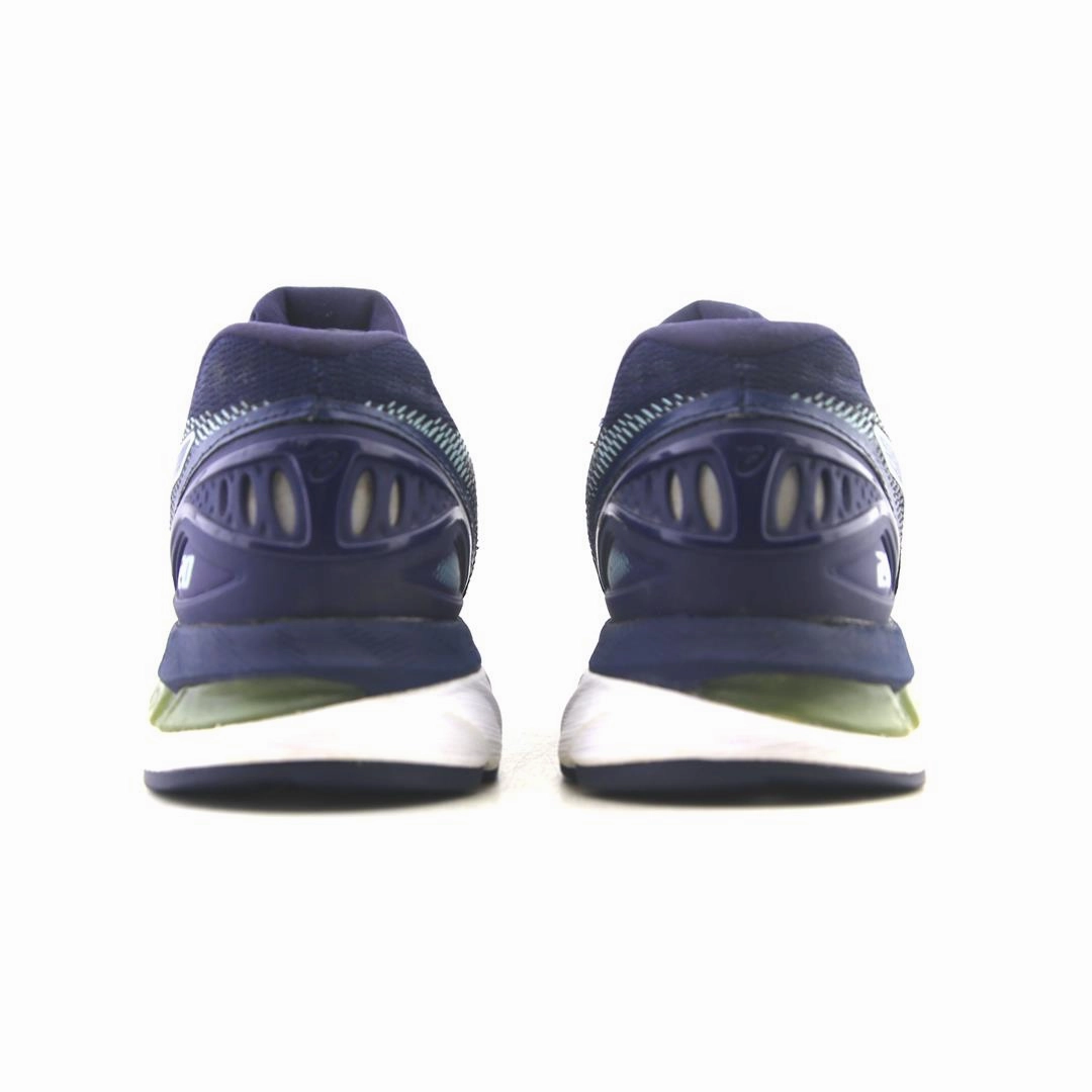 ASICS GEL NIMBUS 20 performance running shoe photos