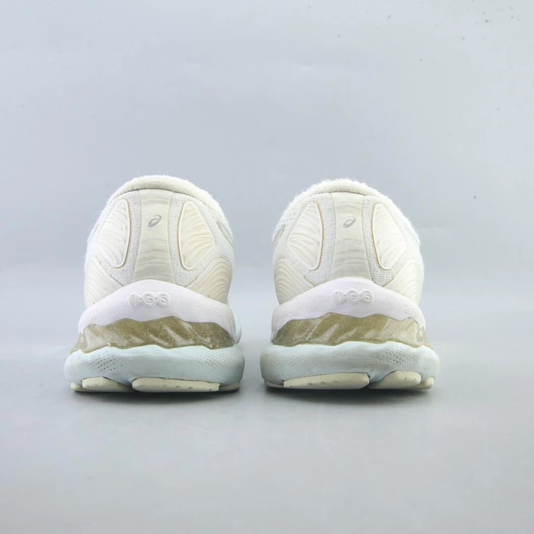 ASICS GEL-NIMBUS 23 lightweight athletic shoe visuals