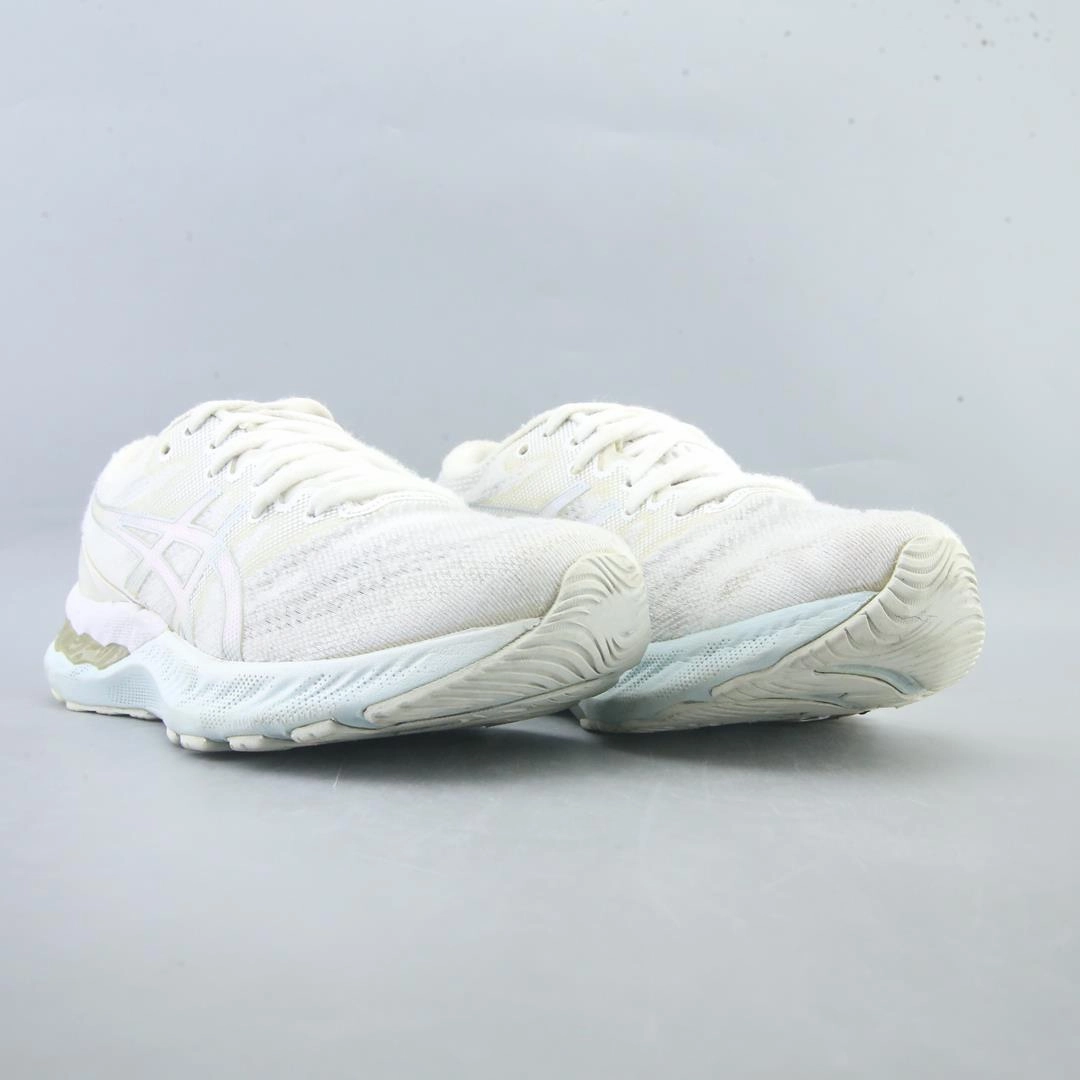 ASICS GEL-NIMBUS 23 lightweight athletic shoe visuals