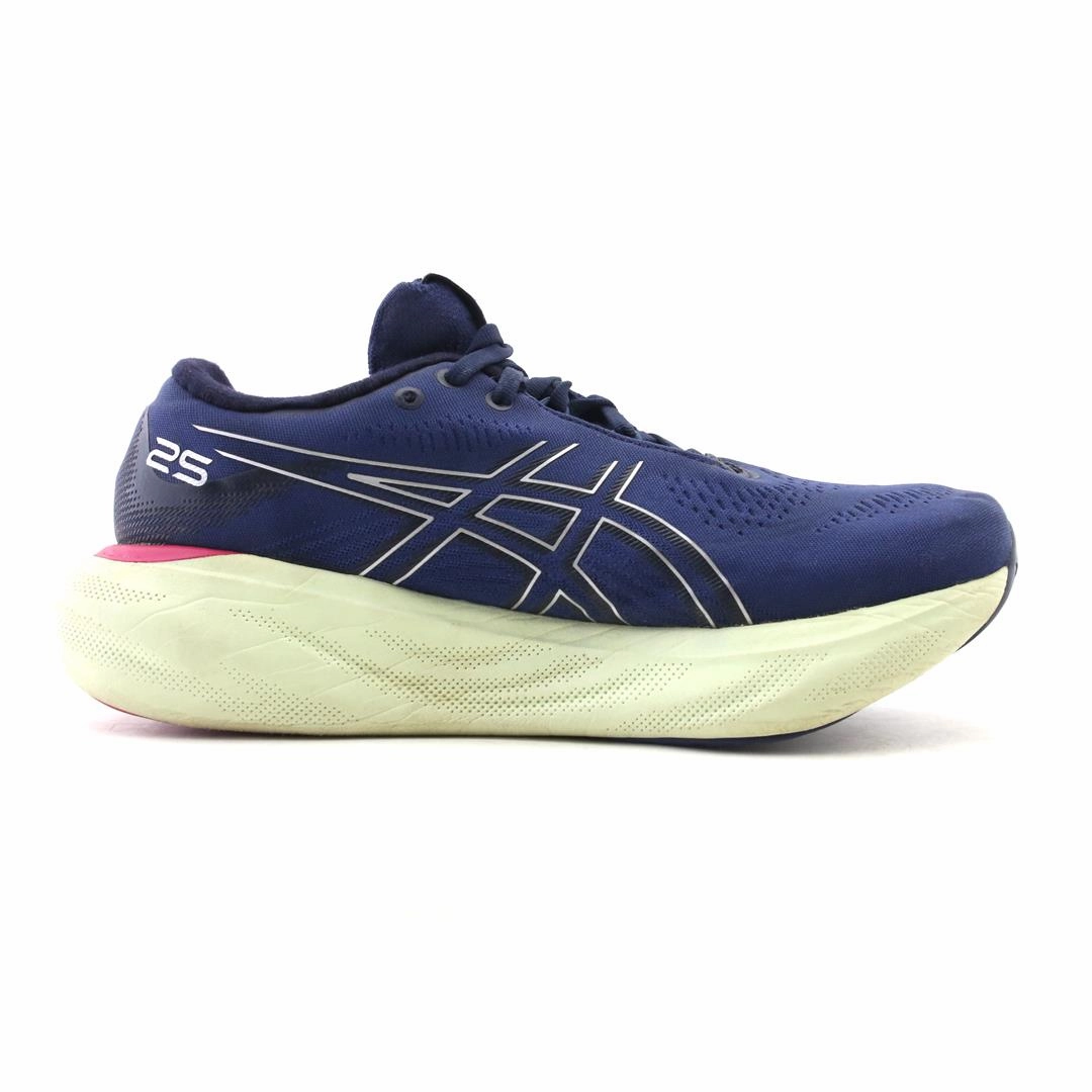 ASICS GEL NIMBUS 25 performance running shoe photos