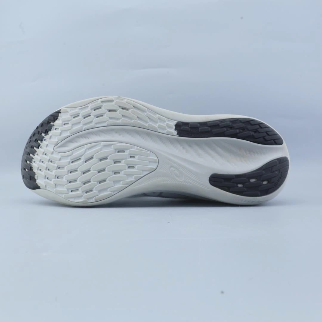ASICS GEL NIMBUS 26 trainer shoe design snapshots